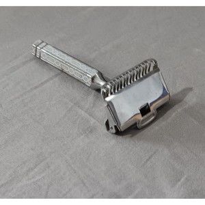 Ever-Ready Vintage Singe Edge Razor, Made in USA, NICE Clean